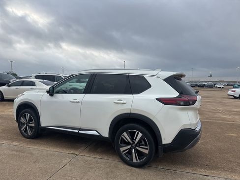 Certified 2023 Nissan Rogue SL w/ SL Premium Package image 14