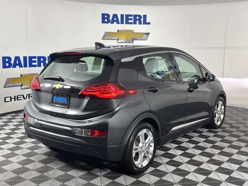 Used 2017 Chevrolet Bolt LT FWD image 5