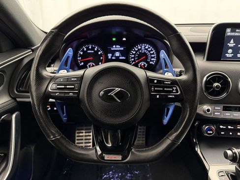 Used 2018 Kia Stinger GT image 8