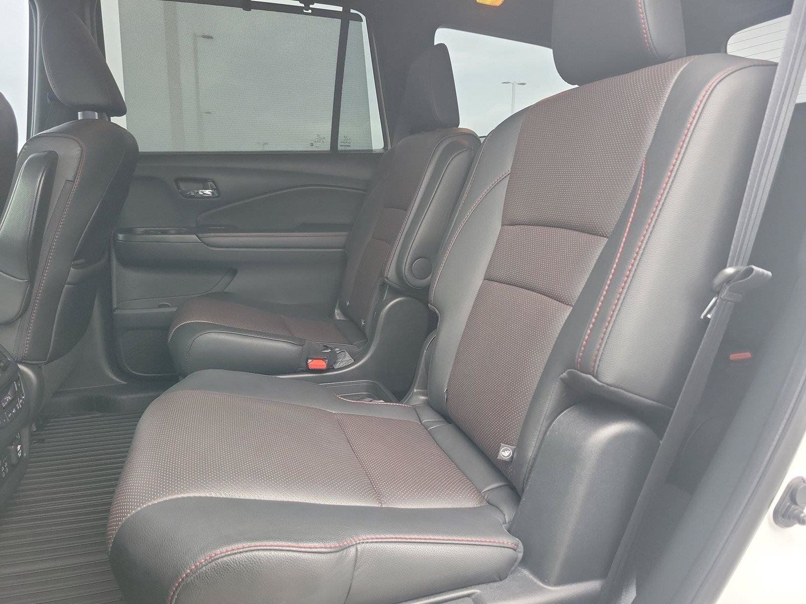 Used 2021 Honda Pilot Black Edition image 18