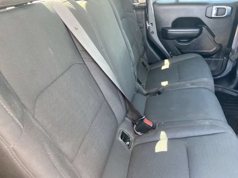 Used 2022 Jeep Gladiator Sport AWD/4WD image 21