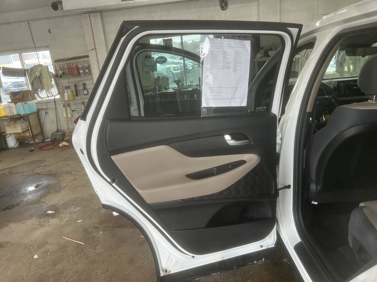 Used 2023 Hyundai Santa Fe SE AWD/4WD image 23