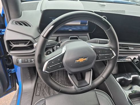 Used 2026 Chevrolet Silverado EV LT AWD/4WD image 11