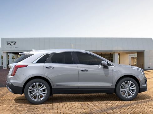 New 2026 Cadillac XT5 Premium Luxury w/ Driver Assist Package FWD image 5