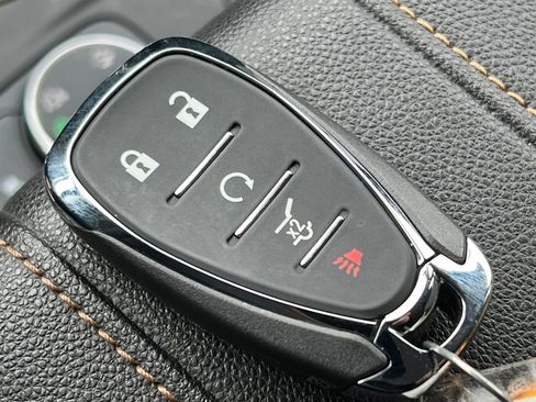 Used 2019 Chevrolet Traverse LT image 29