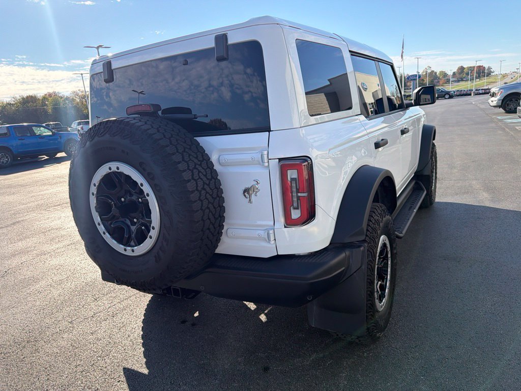 Used 2025 Ford Bronco Badlands AWD/4WD image 4