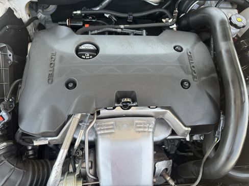Used 2019 Buick Regal Essence w/ Driver Confidence Package I AWD/4WD image 31
