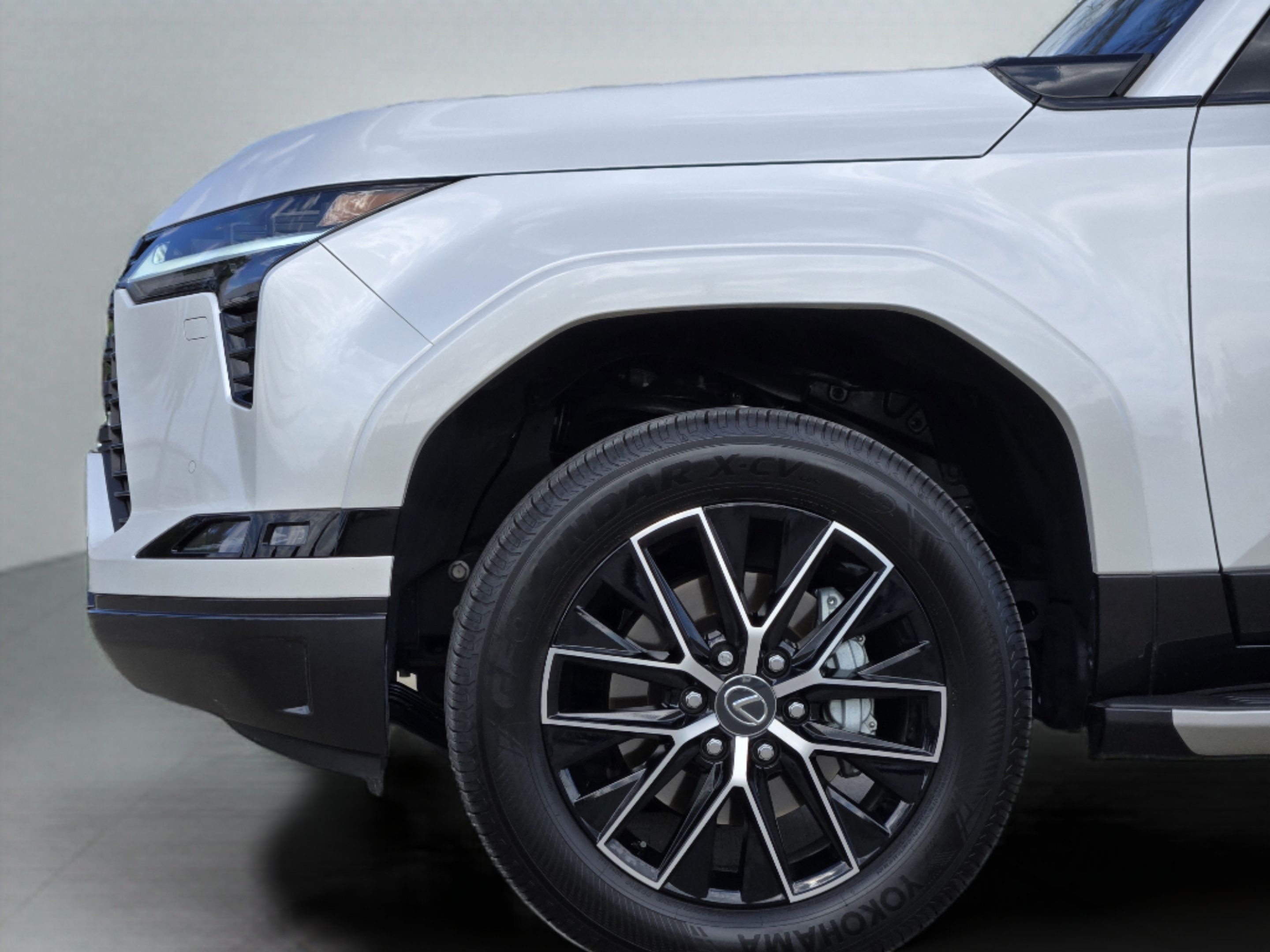 Certified 2026 Lexus GX 550 w/ Accessory Package (2T) AWD/4WD image 39