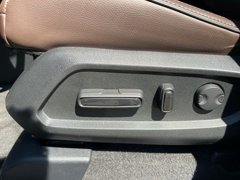Used 2023 Honda Pilot Elite image 20