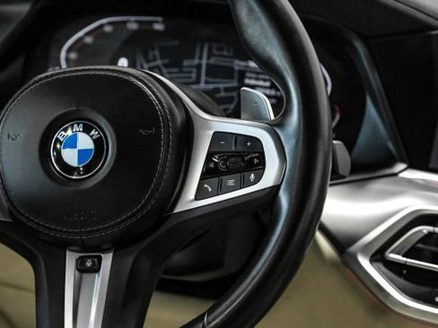 Used 2022 BMW X5 xDrive40i w/ M Sport Package AWD/4WD image 23