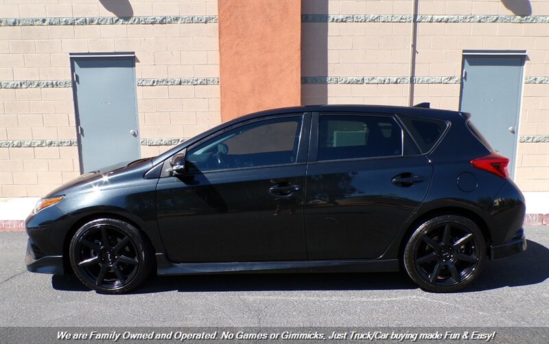 Used 2017 Toyota Corolla iM w/ Carpet Mat Package FWD image 7