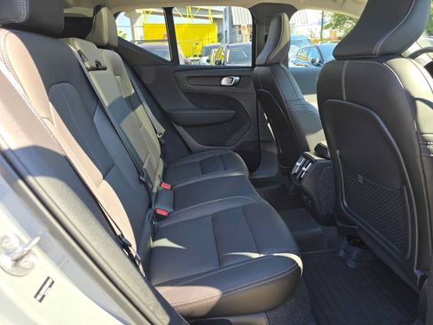 Used 2026 Volvo XC40 B5 Plus w/ Protection Package Premier AWD/4WD image 12