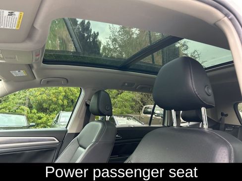 Used 2019 Volkswagen Atlas SEL R-Line image 22