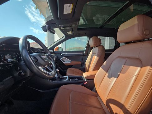 Used 2023 Audi Q3 2.0T Premium image 10