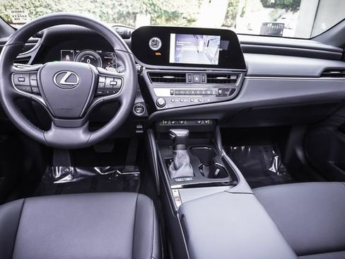 Certified 2025 Lexus ES 300h w/ Premium Package FWD image 19