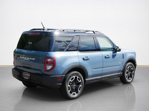 Used 2024 Ford Bronco Sport Outer Banks AWD/4WD image 3