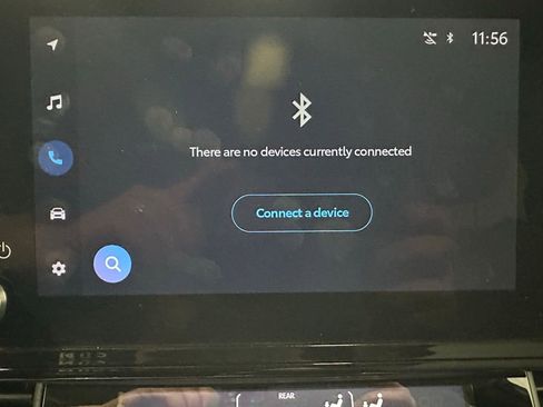 Used 2025 Toyota Sienna LE image 28