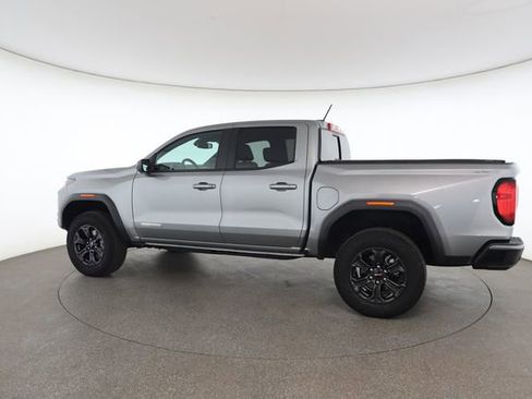 Used 2025 GMC Canyon Elevation w/ Convenience Package AWD/4WD image 9