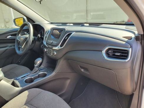 Used 2024 Chevrolet Equinox LT image 12