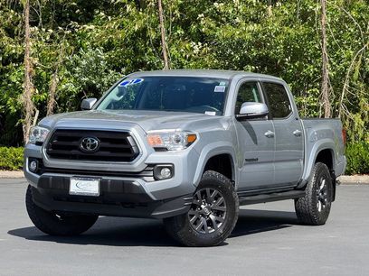 Used 2021 Toyota Tacoma SR5 w/ Technology Package
