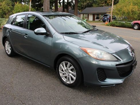Used 2012 MAZDA MAZDA3 i Touring image 2