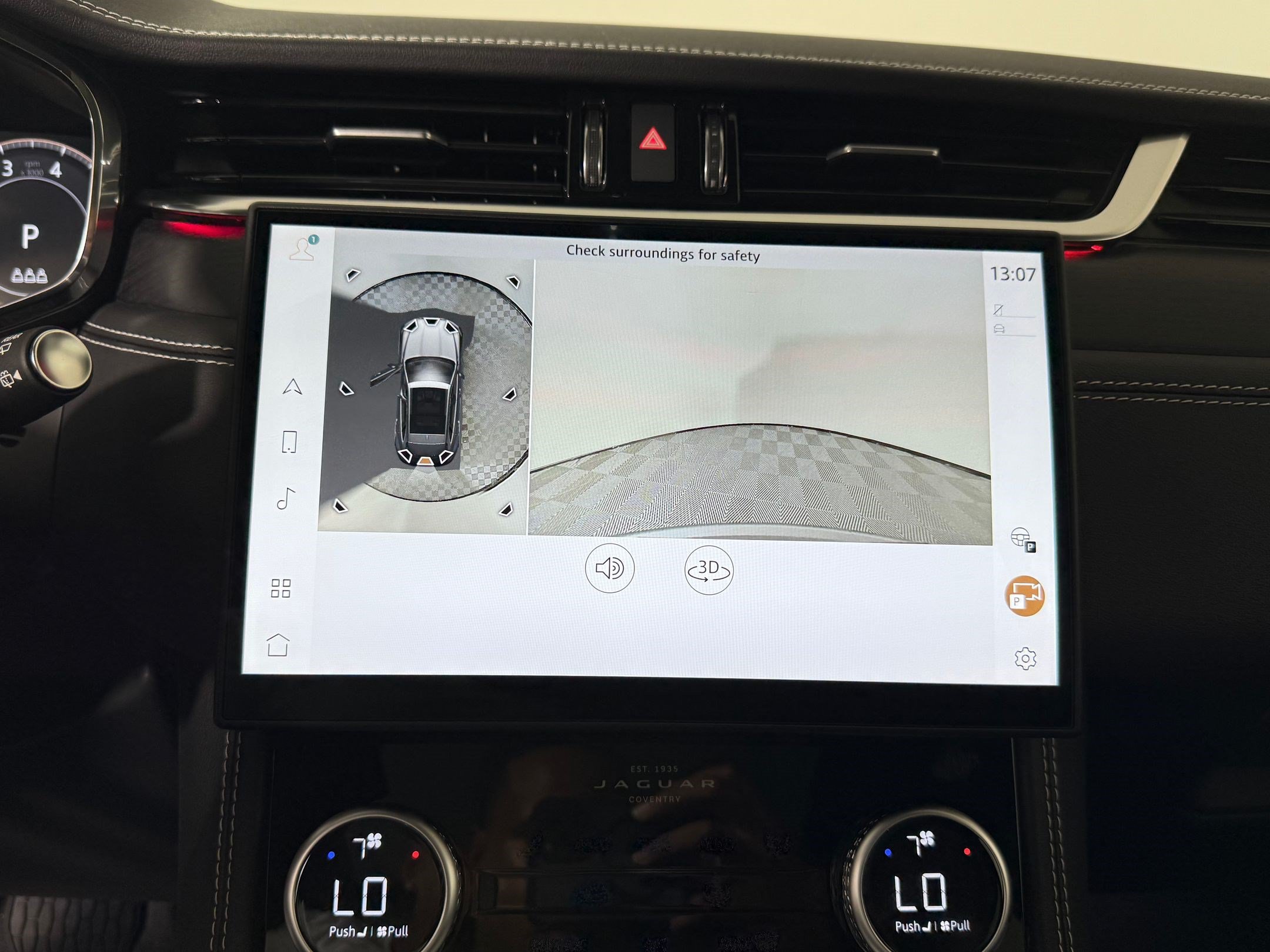 New 2026 Jaguar F-PACE R-Dynamic S AWD/4WD image 18