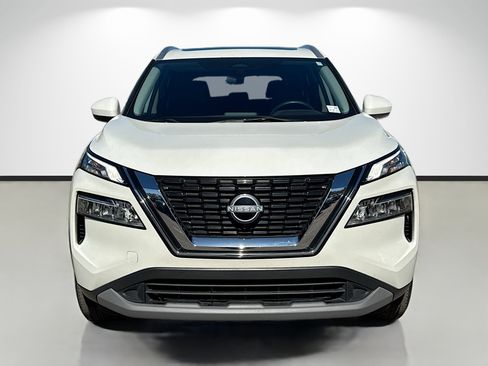 Used 2023 Nissan Rogue SV w/ SV Premium B Package image 8