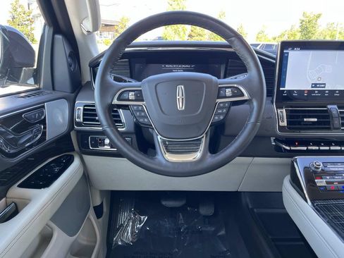 Used 2024 Lincoln Navigator Black Label AWD/4WD image 14