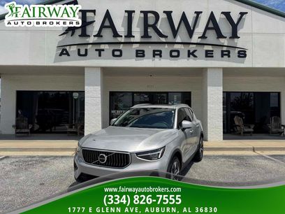 Used 2025 Volvo XC40 B5 Plus