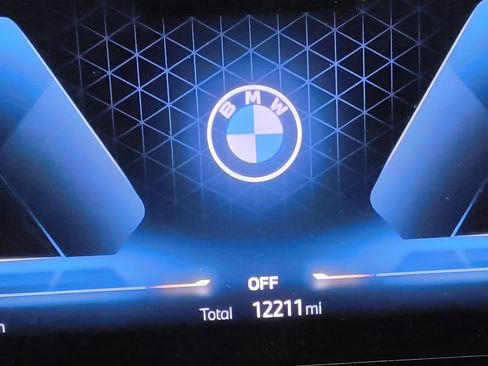 Used 2026 BMW 330i xDrive Sedan AWD/4WD image 17