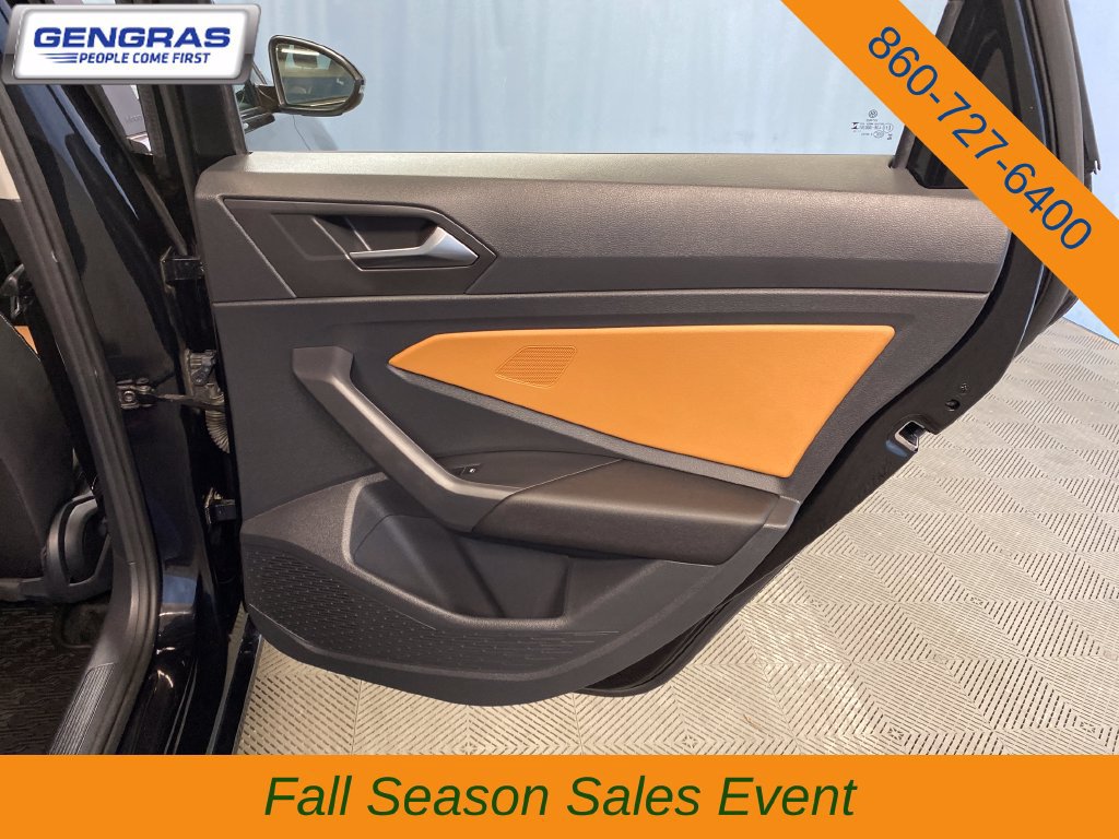 Used 2024 Volkswagen Jetta SEL FWD image 38