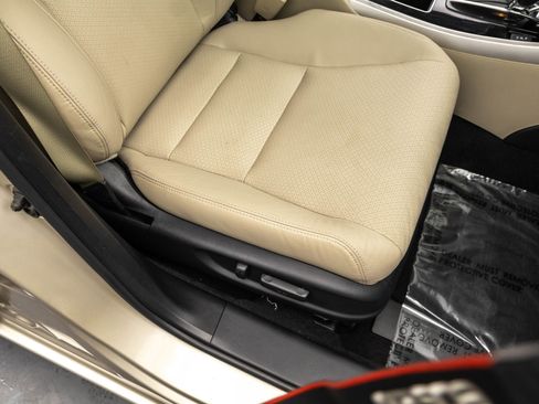 Used 2017 Honda Accord EX-L image 39