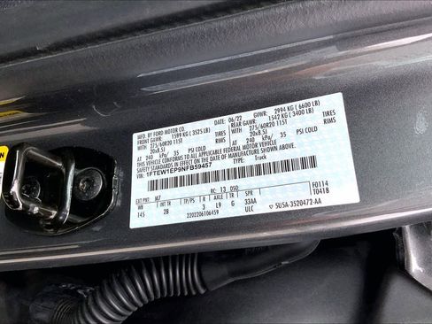 Used 2022 Ford F150 Lariat w/ Equipment Group 502A High image 36