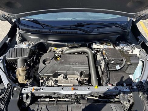 Used 2023 GMC Terrain AT4 image 3