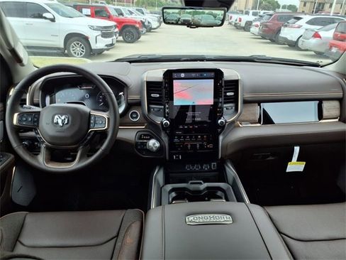 New 2025 RAM 1500 Limited image 5