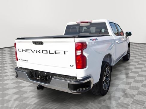 Used 2023 Chevrolet Silverado 1500 LT w/ Leather Package AWD/4WD image 5