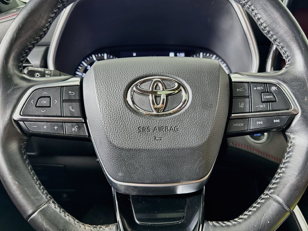 Used 2021 Toyota Highlander XSE AWD/4WD image 31