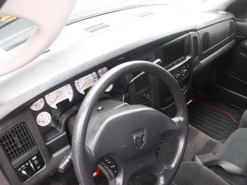 Used 2003 Dodge Ram 2500 Truck SLT image 34