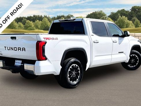 Used 2025 Toyota Tundra SR5 w/ TRD Off-Road Package AWD/4WD image 12