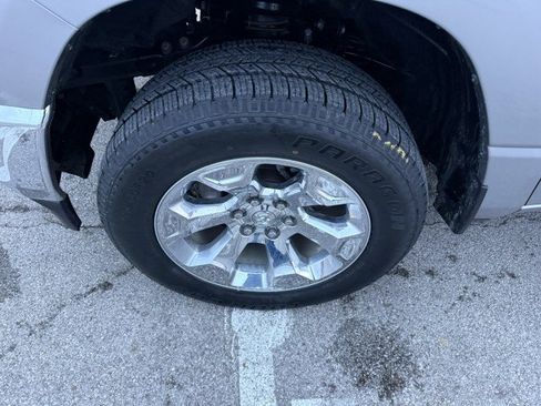 Used 2022 RAM 1500 Big Horn AWD/4WD image 14