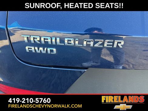 Used 2023 Chevrolet TrailBlazer ACTIV w/ Sun and Liftgate Package image 9