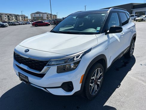Certified 2021 Kia Seltos S AWD/4WD image 1