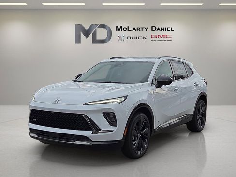 New 2025 Buick Envision Sport Touring image 2