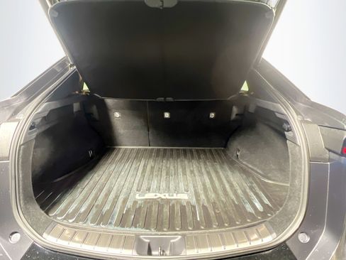 Used 2023 Lexus RZ 450e Premium image 34