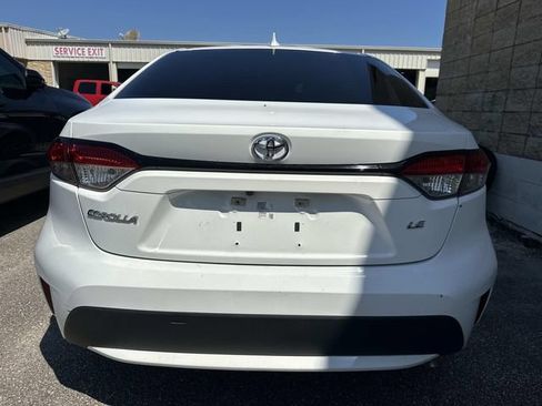 Used 2022 Toyota Corolla LE FWD image 7
