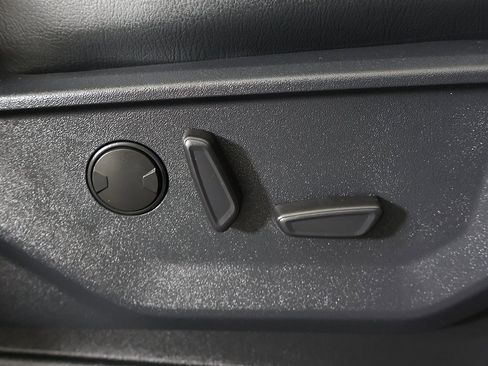 Used 2024 Ford F150 XLT w/ Equipment Group 302A MID image 34