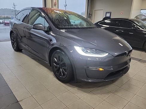 Used 2023 Tesla Model X AWD/4WD image 2