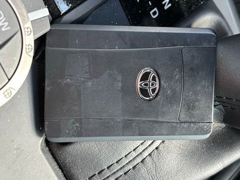 Used 2024 Toyota Tacoma TRD Off-Road w/ TRD Off Road Premium Package image 15