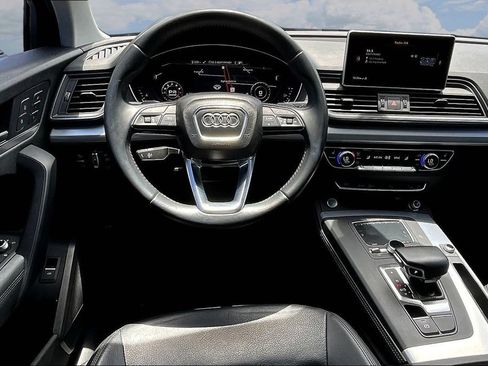 Used 2019 Audi Q5 2.0T Premium Plus w/ Premium Plus Package AWD/4WD image 8