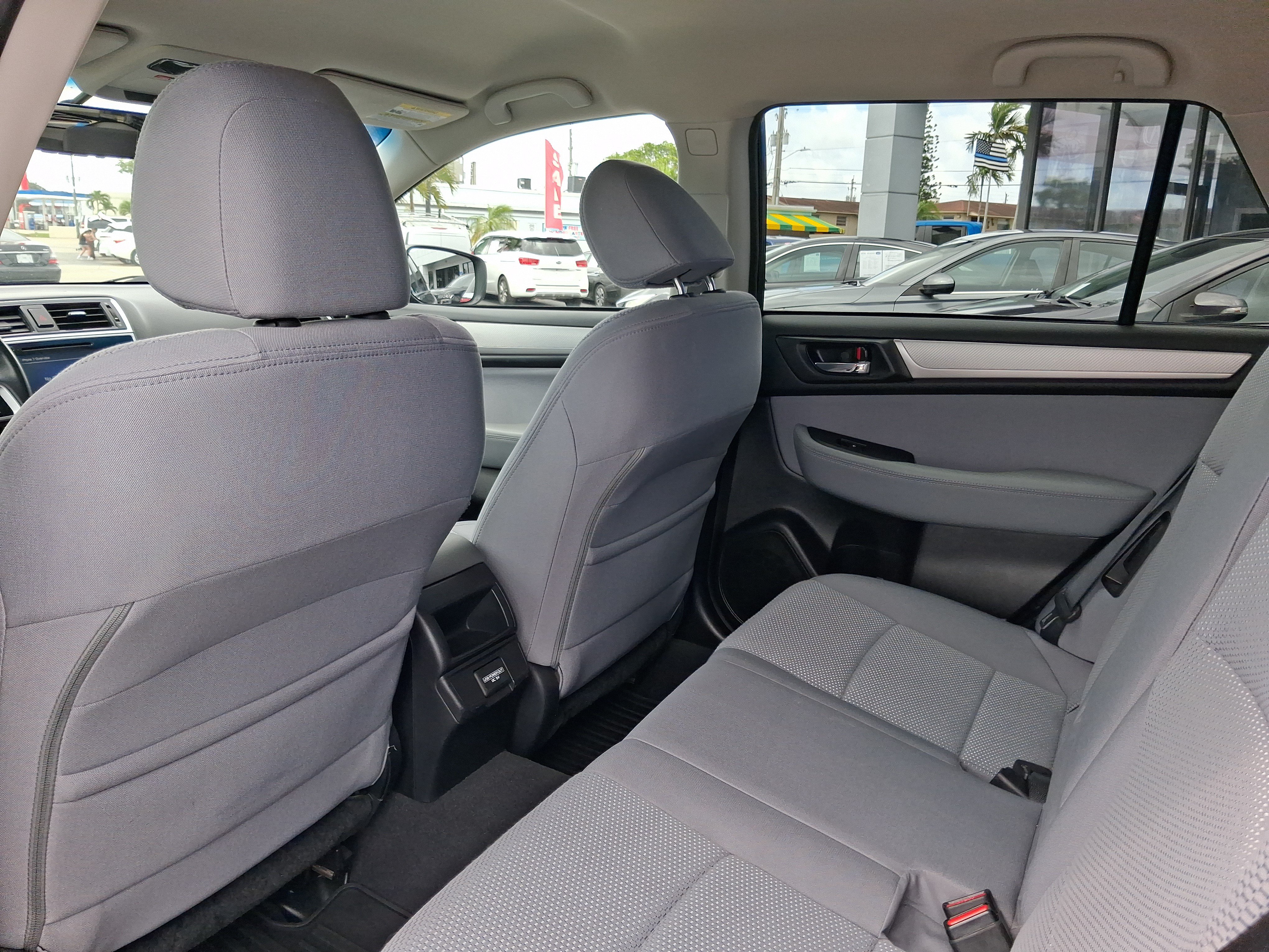 Used 2018 Subaru Outback 2.5i Premium AWD/4WD image 24